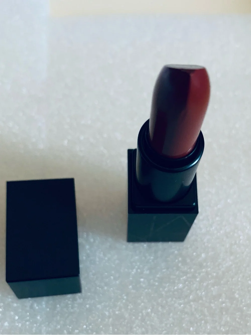 NARS Audacious Lipstick 💄 Rouge A Levers  Shade LEE Mini Travel Size